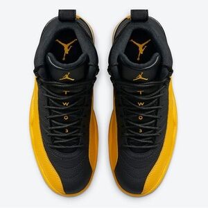 Like New* black and yellow Air Jordan size 6y